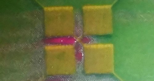 How can I avoid separations overlapping on a T-shirt print?