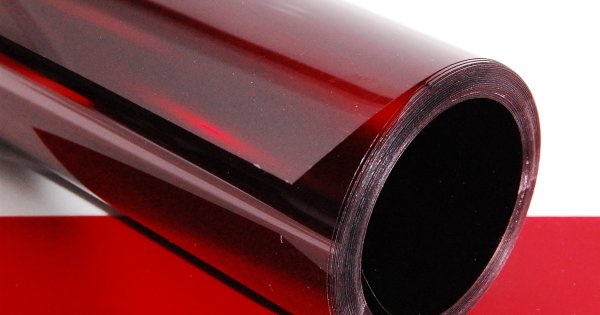 The Importance of UV-Safe Bulbs for Your Screens